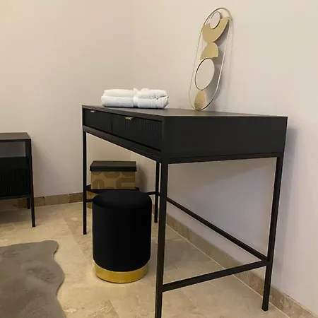 5 Apartment *