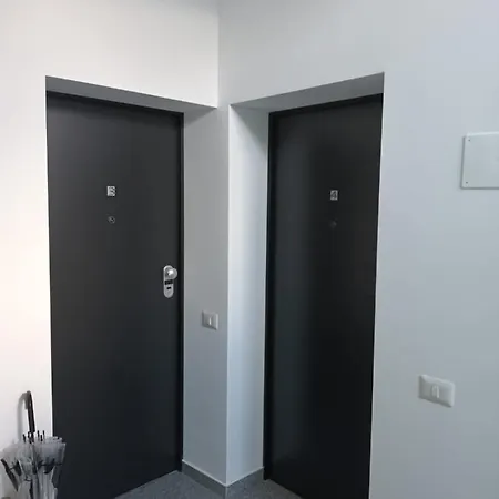 5 Apartment *